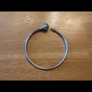 7.5 inch Pandora Bangle Bracelet